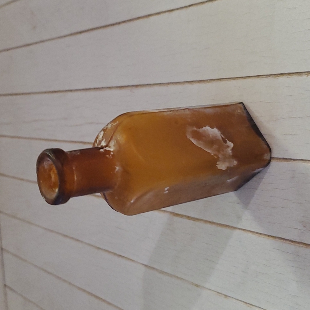 Vintage 4 Inch Tall Amber Bottle
